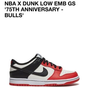 Dunk Low EMB GS 75th Anniversary - Bulls (women’s 8)
